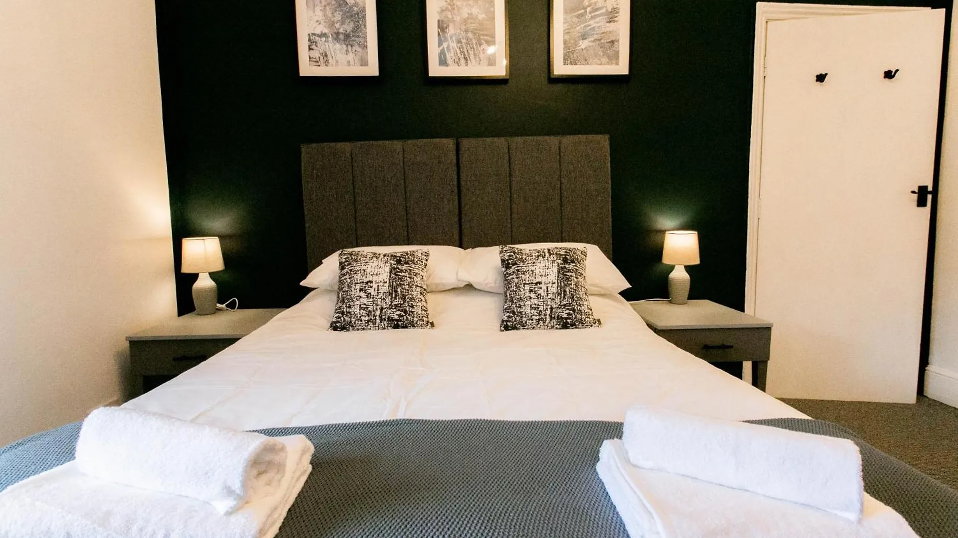 Apartment Central Apt Sleeps 6, Parking, Smart Tv, Garden, Contact For Discounted Prices Exeter United Kingdom